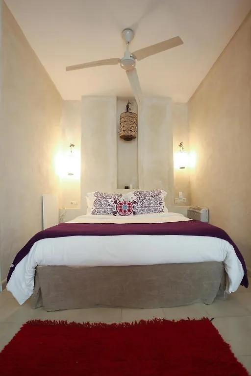 Apartamentos Caravane Tarifa 0*,  Spain